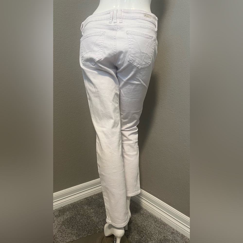 Kut from the Kloth Women’s White CATHERINE BOYFRIEND Distressed Jeans Size 6 - Picture 4 of 15